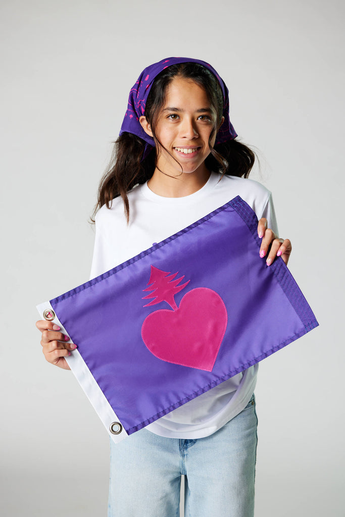 The Signature mainelove Flag