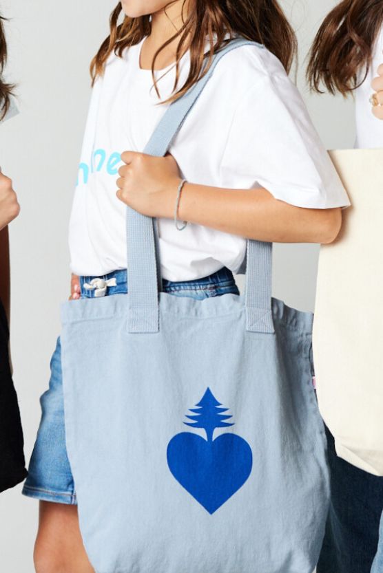 Totally Yours Too Tote (Clear Blue)